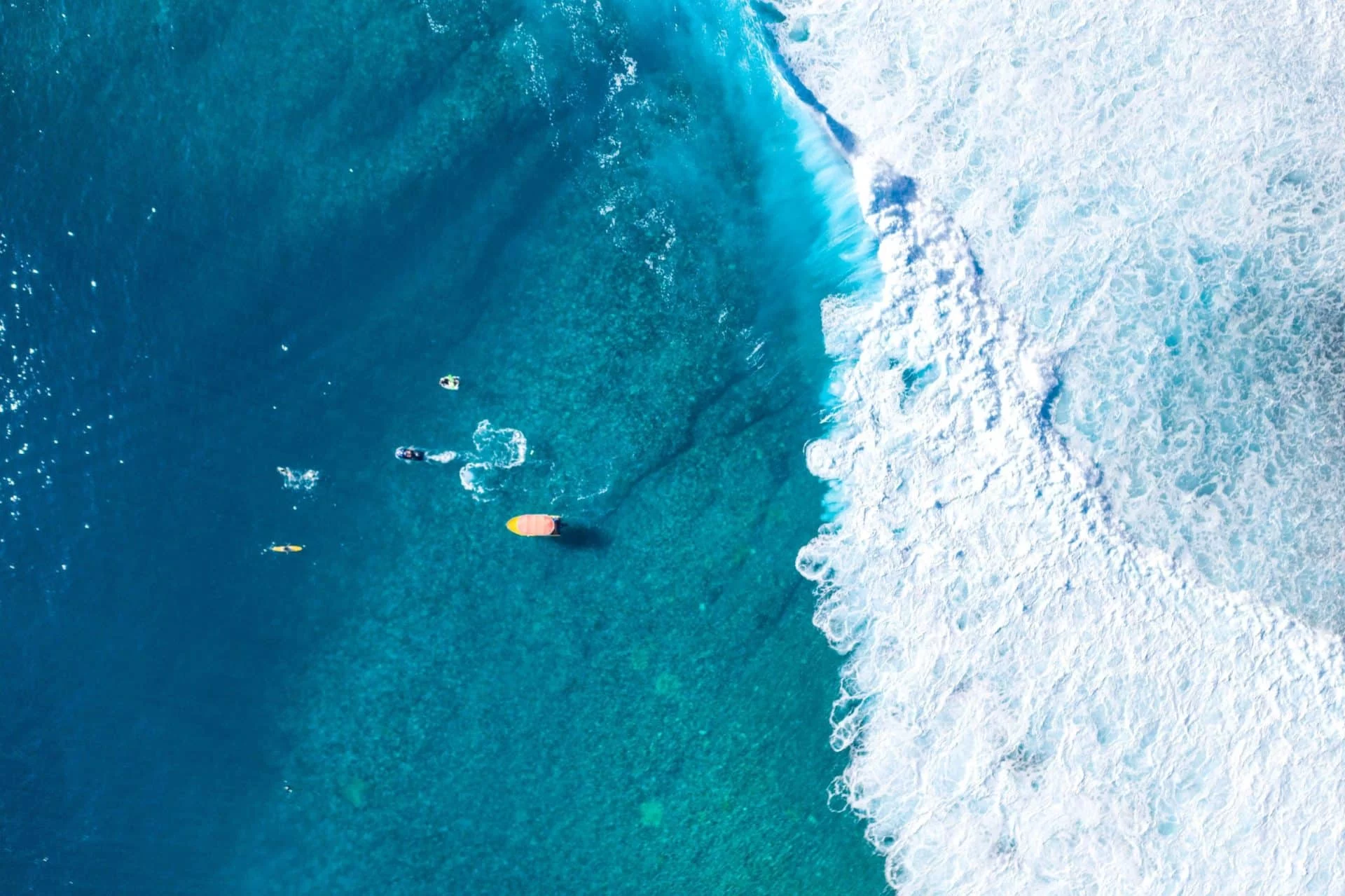 The island of Tahiti on land and under the sea in pictures