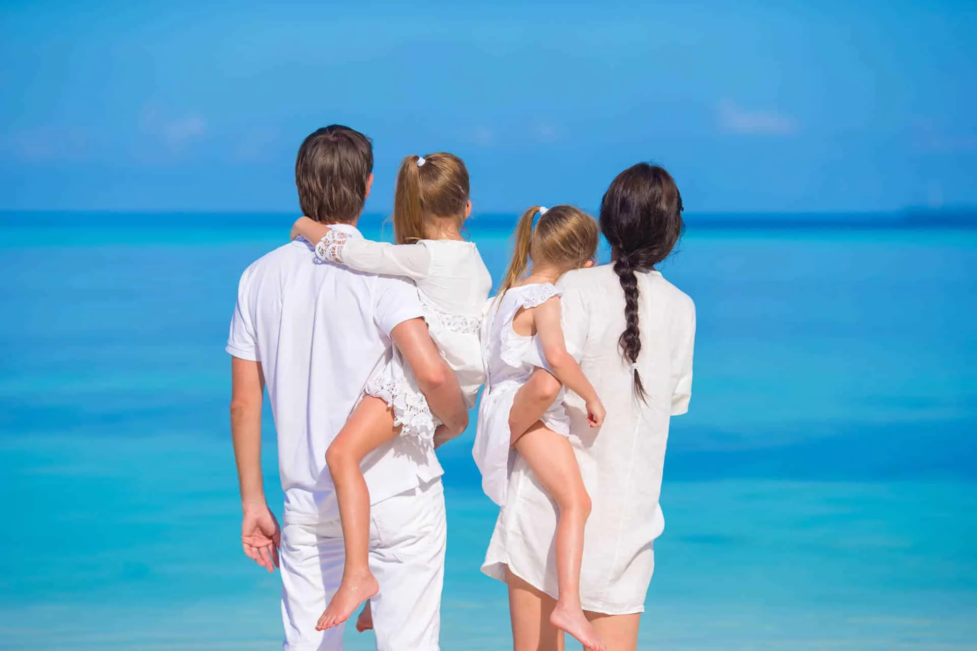 Travel with family in Tahiti - Digital Detox Program