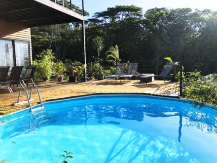 villa bounty lodge pool and terrace